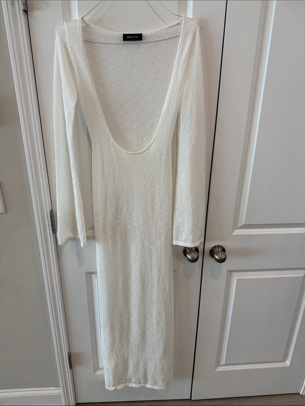 White Fox White Malta Mermaids Open-Back Long Sleeve Maxi Dress Size Small - Picture 3 of 4